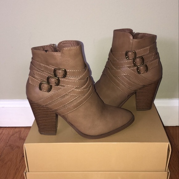 Tan booties - Picture 1 of 3